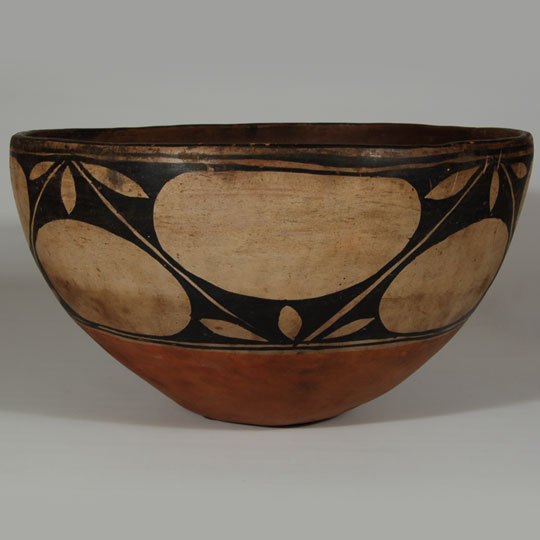 Historic Kewa (Santo Domingo) Pueblo Pottery - C3527